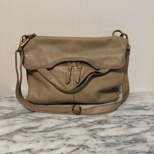 Fossil Elegant Tan Leather Shoulder Bag